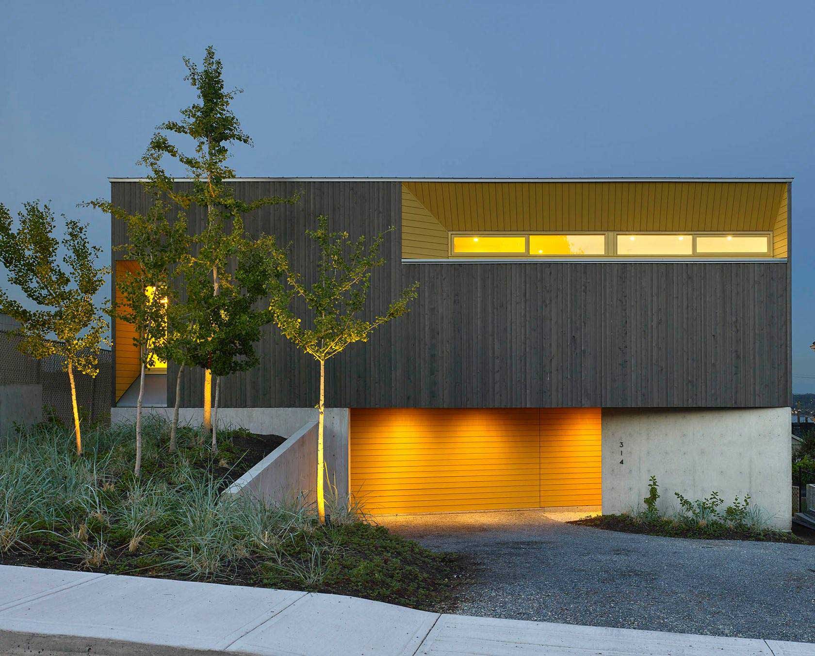 vivienda unifamiliar moderna de carácter minimalista y escultórico