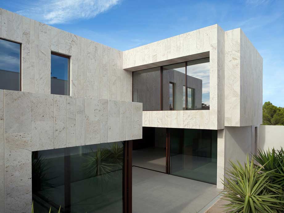 Diseño arquitectónico de vivienda unifamiliar moderna